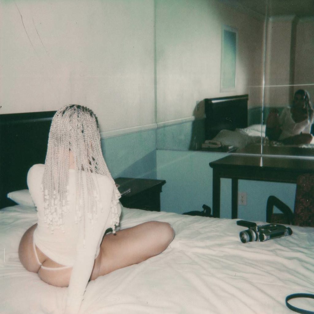 Kim Kardashian thong in bed (1)
