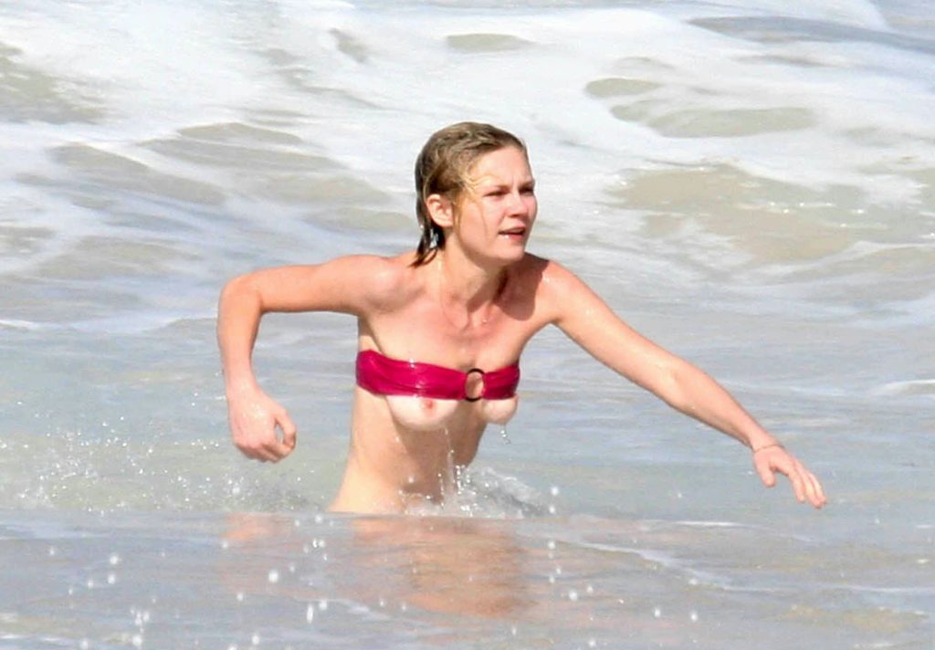 Kirsten Dunst nude nipples