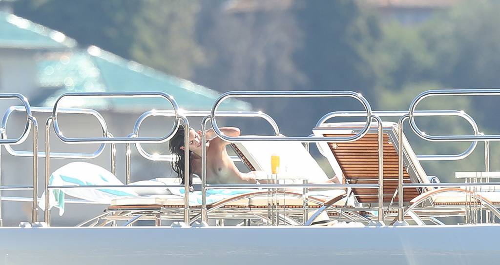 Sara Sampaio nipples exposed on a yacht