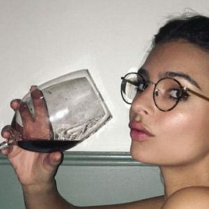 Emily Ratajkowski's Perfect Pussy Pics Exposed