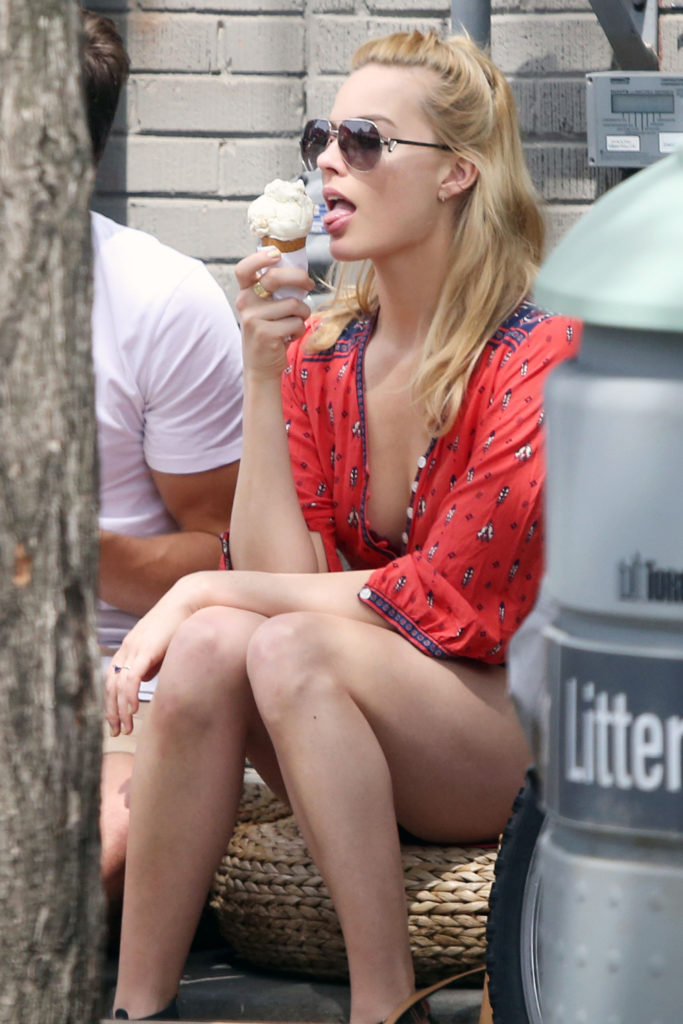 Margot Robbie licking