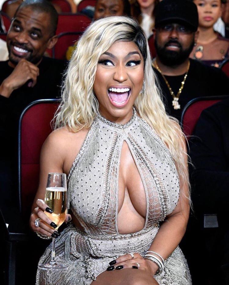 Nicki Minaj big tits