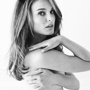 Natalie Portman Nude Pics & HOT Sex Scenes!
