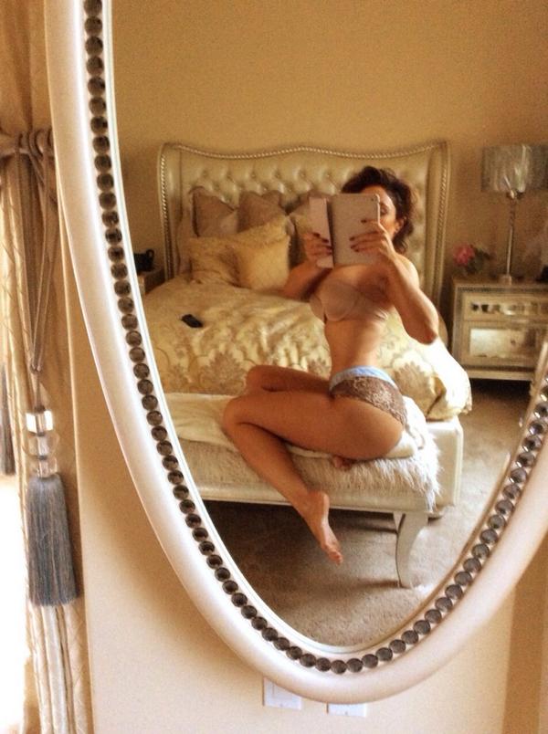 selfie pic of nikki mudarris in sexy lingerie