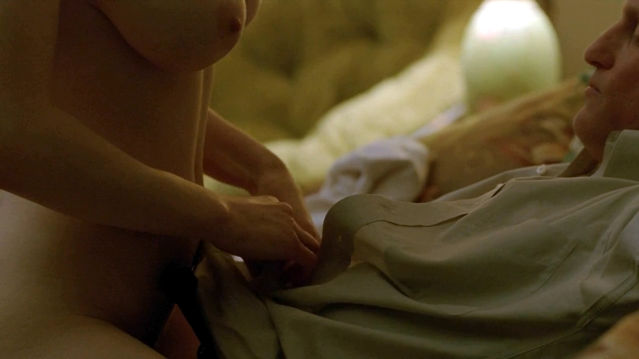 Alexandra Daddario nude boobs