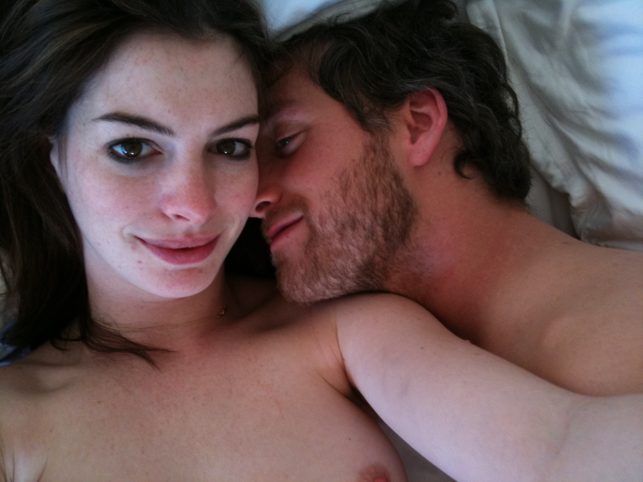 Anne Hathaway fappening leak with her lover