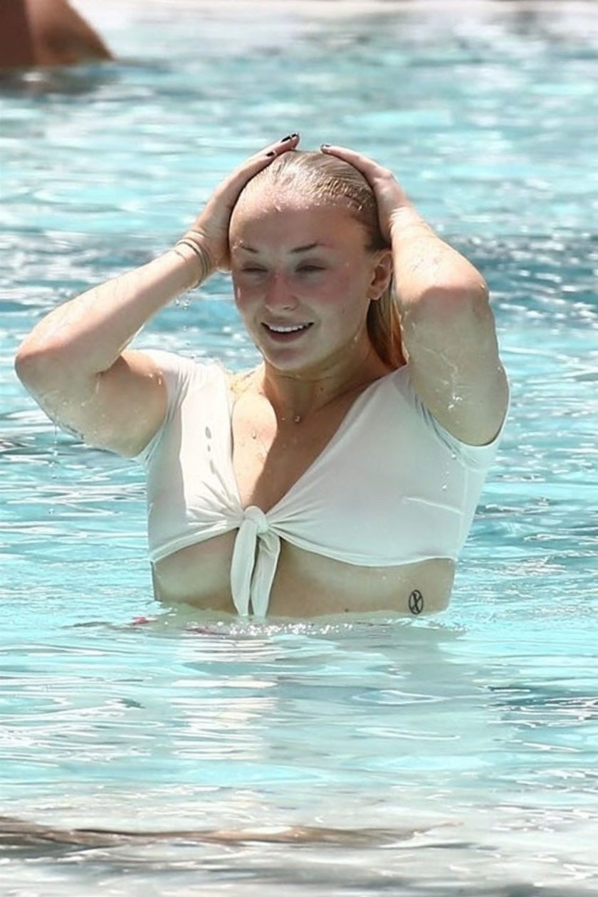 Leaked sophie turner paparazzi tight top