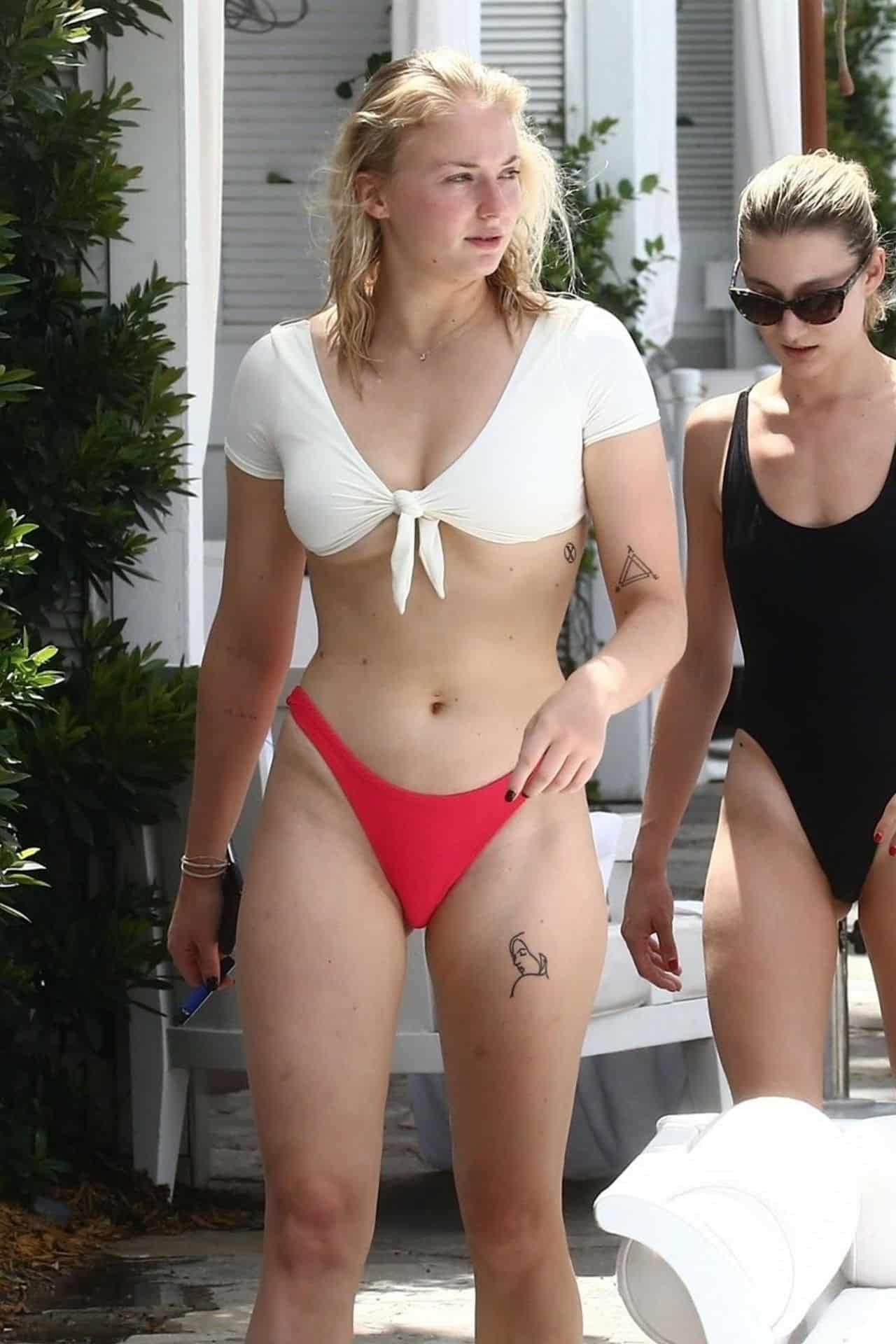 Sophie Turner red bikini pussy