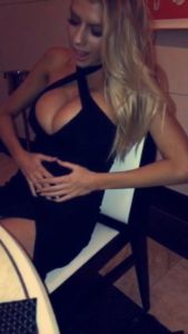 Charlotte McKinney uitgelekte snapchat video